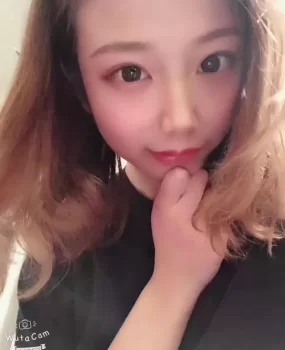 武汉青山上门嫩妹叶子