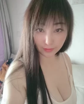 成都熟女，会深喉，爽的一批