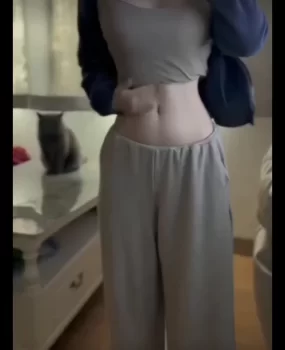 广州白云区 刚入海 身材好 紧实的一批 除了口交要戴套没任何毛病