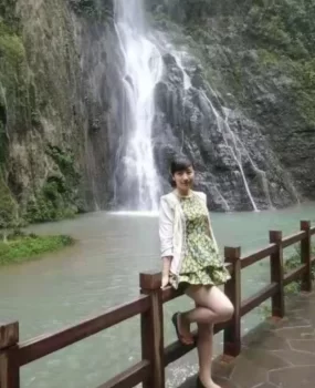 重庆便宜可肛+可丝袜（自带）按摩可做 回头客多 少妇带娃