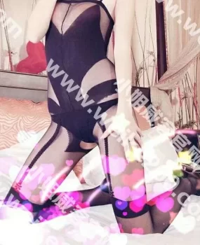 叫小猫名如其人，身材不错长得还可以